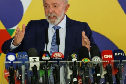 “maior-programa-de-credito-do-pais”,-diz-lula-sobre-consignado-clt