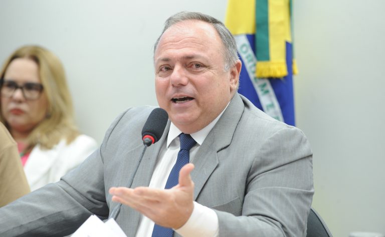 projeto-cria-punicao-especifica-para-extorsao-praticada-por-flanelinha