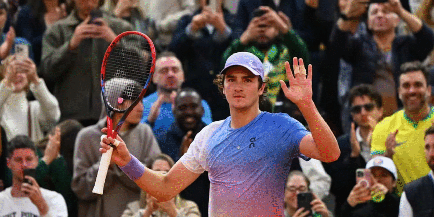 roland-garros:-fonseca-estreia-com-vitoria-implacavel-sobre-ex-top-10
