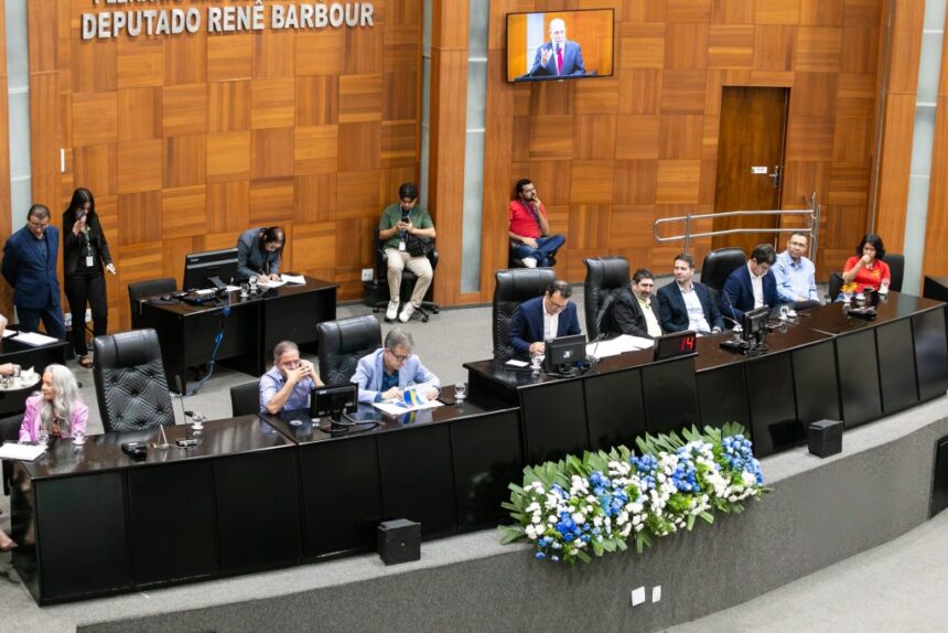 assembleia-debate-avancos-do-novo-hospital-universitario-da-ufmt