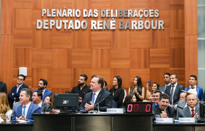 nova-mesa-diretora-da-almt-imprime-ritmo-dinamico-e-garante-avancos-concretos-para-mato-grosso