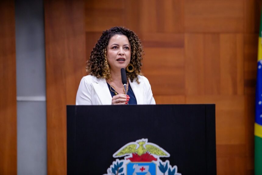 almt-empossa-professora-graciele-e-baiano-filho-como-novos-deputados-estaduais