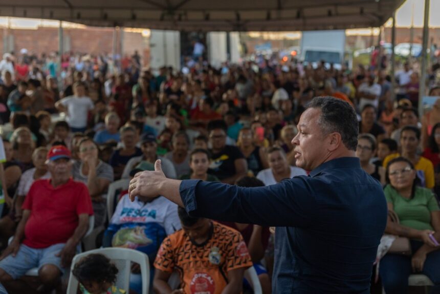 prefeito-assina-ordem-de-servico-para-levar-energia-eletrica-ao-alfredo-de-castro-3