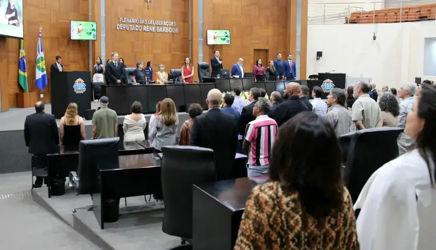 almt-homenageia-participantes-da-exposicao-de-arte-em-brasilia