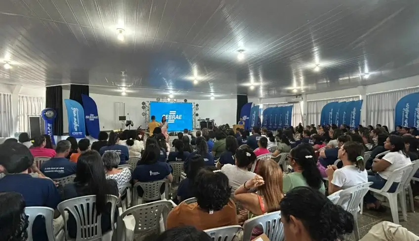 marcelandia-vive-tarde-inspiradora-com-palestra-magica-para-profissionais-da-educacao
