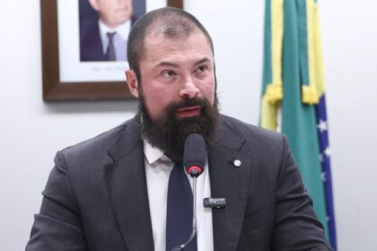 comissao-aprova-penas-mais-duras-para-trafico-de-drogas-quando-ha-uso-de-arma-de-fogo