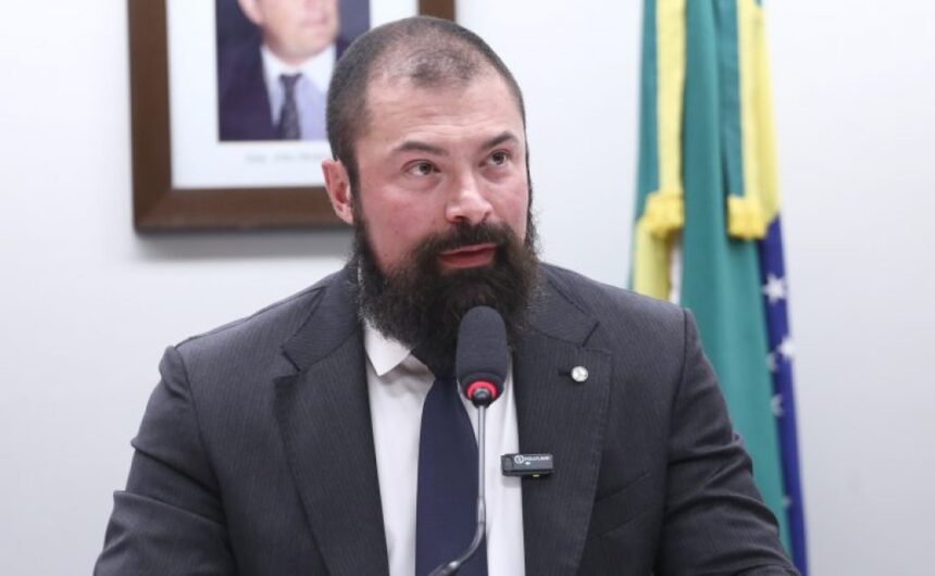 comissao-aprova-penas-mais-duras-para-trafico-de-drogas-quando-ha-uso-de-arma-de-fogo