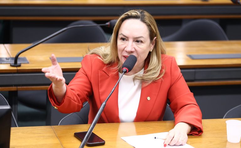 projeto-define-regras-para-a-convivencia-entre-bebes-e-maes-presas