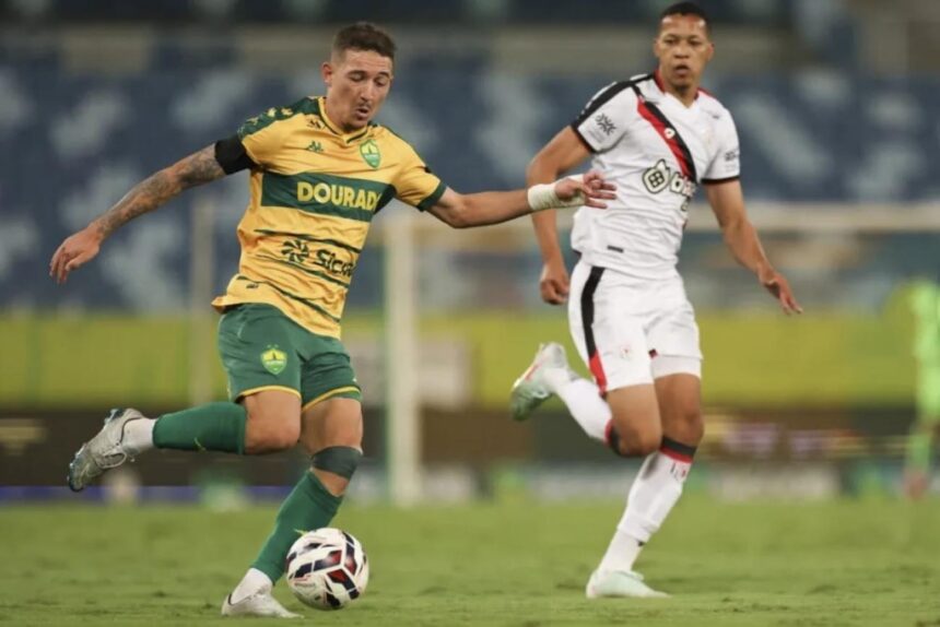 cuiaba-cede-empate-ao-atletico-go-e-ve-g4-da-serie-b-se-distanciar