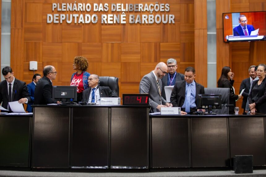 deputados-aprovam-pl-do-governo-que-doa-area-para-escola-estadual-em-rondonopolis