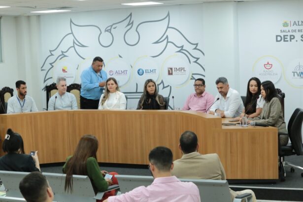 cst-da-enfermagem-debate-violencia-e-busca-medidas-de-protecao-para-profissionais-da-saude