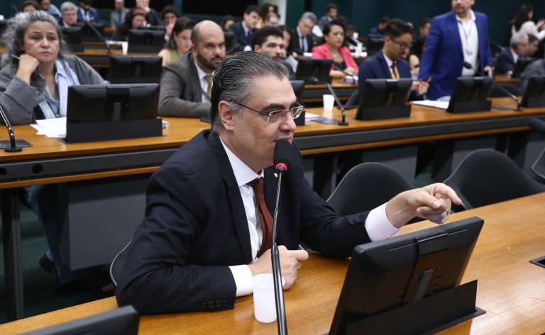 comissao-aprova-sancoes-administrativas-para-quem-retardar-ou-frustrar-licitacao