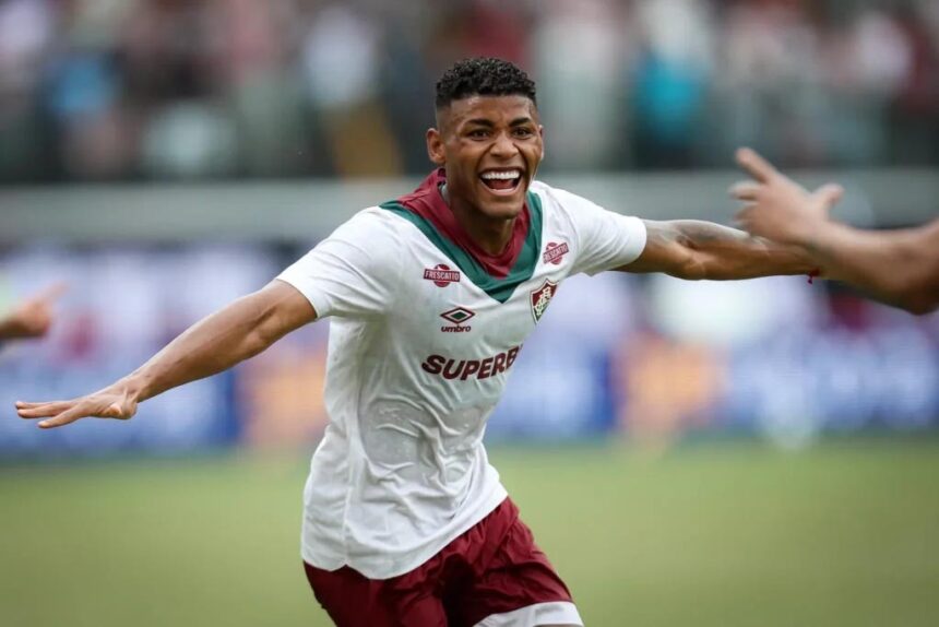 fluminense-vence-vitoria-no-barradao-e-volta-a-sorrir-no-brasileirao
