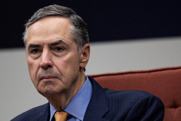 projeto-de-lei-enviado-por-barroso-propoe-aumento-de-salarios-do-judiciario