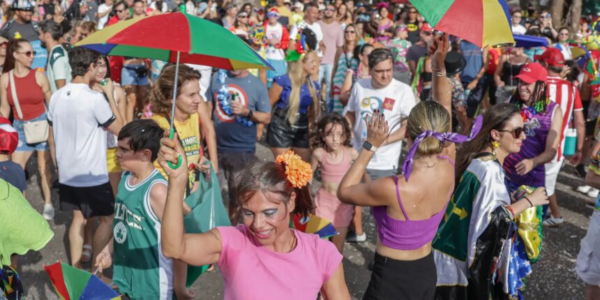 galinho-de-brasilia-honra-a-tradicao-do-frevo-e-a&hellip;