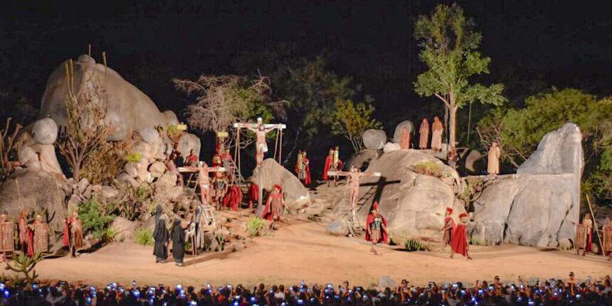 paixao-de-cristo-de-nova-jerusalem-tem-encenacoes-ate-domingo