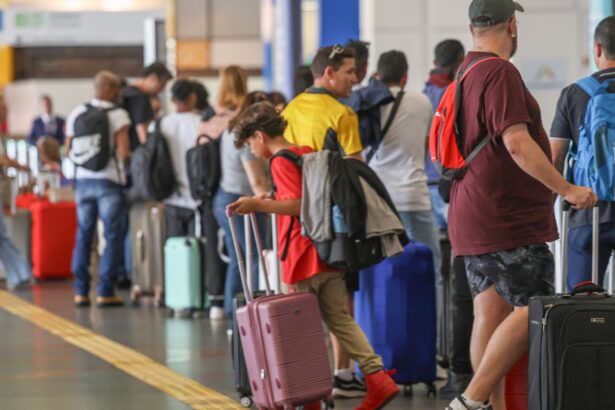 acao-do-governo-freia-alta-de-passagem-aerea,-diz-presidente-da-anac