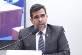 comissao-aprova-projeto-que-torna-crime-o-ato-de-bloquear-vias-com-falsa-blitz