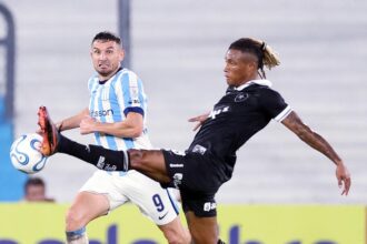 botafogo-vence-racing-na-argentina-e-assume-topo-do-grupo-e-na-sul-americana