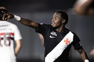 vasco-vence-o-sao-paulo-de-virada-e-encerra-jejum-no-brasileirao