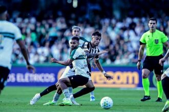 coritiba-vence-atletico-mg-e-acaba-com-seca-no-brasileirao