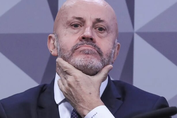justica-nega-pedido-de-careca-do-inss-para-nao-ser-chamada-por-apelido