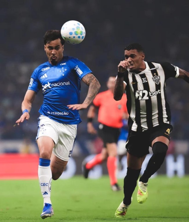 atletico-mg-supera-crise,-vence-cruzeiro-no-mineirao-e-encerra-serie-negativa-no-brasileirao