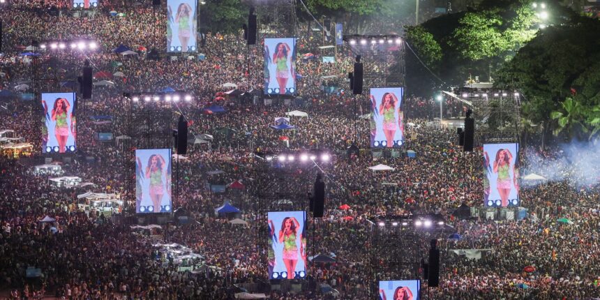mais-de-2-milhoes-de-pessoas-assistem-ao-show-de&hellip;